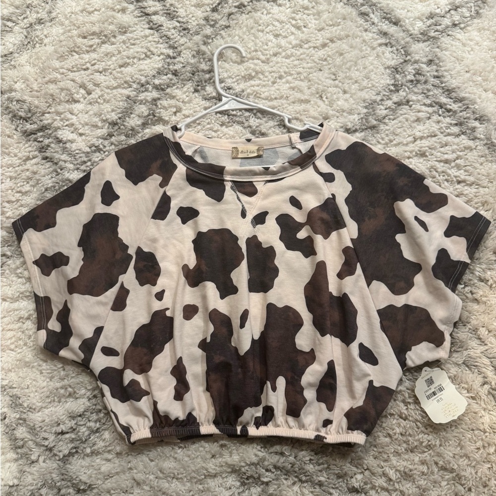 Altar'd state brown cow print top size medium
